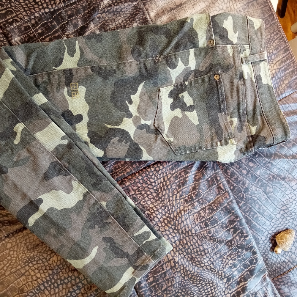 Ksubi camo jean.....30